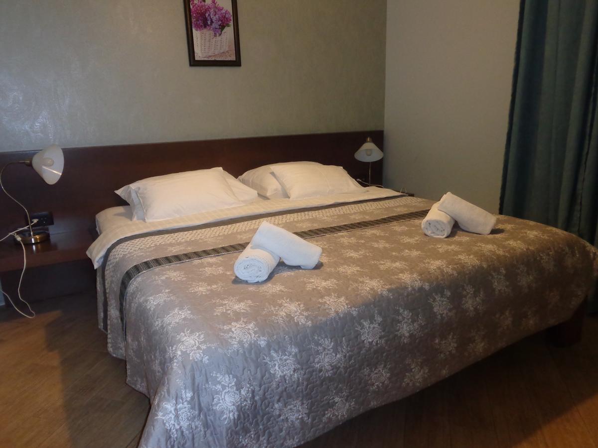 Apartments Bella Di Mare Kotor Bagian luar foto